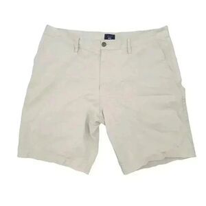 Gap Khakis Men's Tan Cotton Lived in Shorts